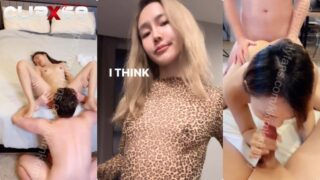 คลิปหลุดมาใหม่ Onlyfans kkimkkimmy น้องคิมมี่คิมจัดคอนเทนต์สวิงกิ้งนัดชายเดียวมาเย็ดเพิ่มความเสีย เปิดมานัวเนียกับแฟนก่อนเลยโดนจับเลียหีจนน้ำแฉะ ก้มไปโม้คควยแฟนเสียวเรียกชายเดียวให้มาเย็ดโดนจับเย็ดท่าหมากระแทกเน้นๆไม่ยั้ร้องครางลั่นห้อง