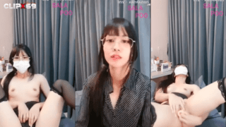 หลุดxxx mlive น้องฝ้าย IDX-68056090 สาวแว่นเอวบาง แก้ผ้าโชว์เสียวช่วยตัวเอง จัดไวเบเตอร์ถูหีบิ๊วเงี่ยนอย่างแจ่ม ต่อด้วยควยปลอมเย็ดหีกระแทกไม่พักจนน้ำหีแตก