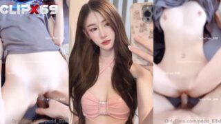 หลุดxxx Onlyfans Pedd_69xh หลุดxxx Onlyfans Pedd_69xh น้องเป็ดดาวดังทวิตฮ็อตสุดๆหมวยๆขาวเนียนหีไร้ขนหีนมชูมาเลย โดนจับถกกางเกงแล้วจับเย็ดเอาควยโตยัดช้าๆค่อยๆซอย ขยี้เม็ดแตดไปเบ็ดไปน้องร้องครางเสียวลั่นห้อง