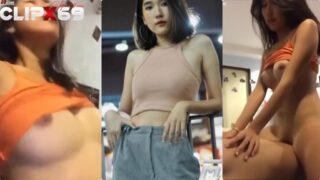 คลิปหลุดนักศึกษา น้องเฟิร์สคนดีคนเดิมลีลาเด็ดกว่าเก่า ขึ้นขย่มกระเด้าควยแฟนรัวๆเอวโครตพริ้วเปิดนมโชว์หัวนมตั้ง โดนแฟนจับตอกสวนร้องครางเสียวหีสุดๆ ร่อนเอวเด้งสู้ควยเสียวหีร้องไม่หยุดโดนแฟนปล่อยแตกในน้ำเต็มหี